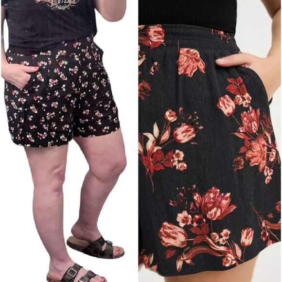 Torrid Black Red Hearts Floral Print Pull On High Rise Shorts Size 10 - Picture 7 of 16